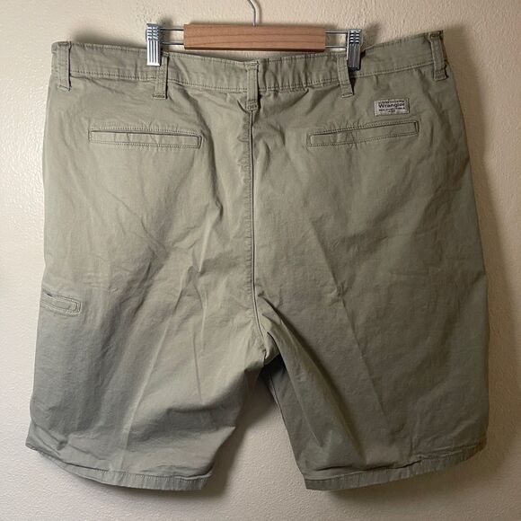 Wrangler Men's Sz 40 Quality Outdoor Casual Cargo Shorts - Picture 3 of 4